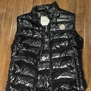 Moncler black ghany vest size 0